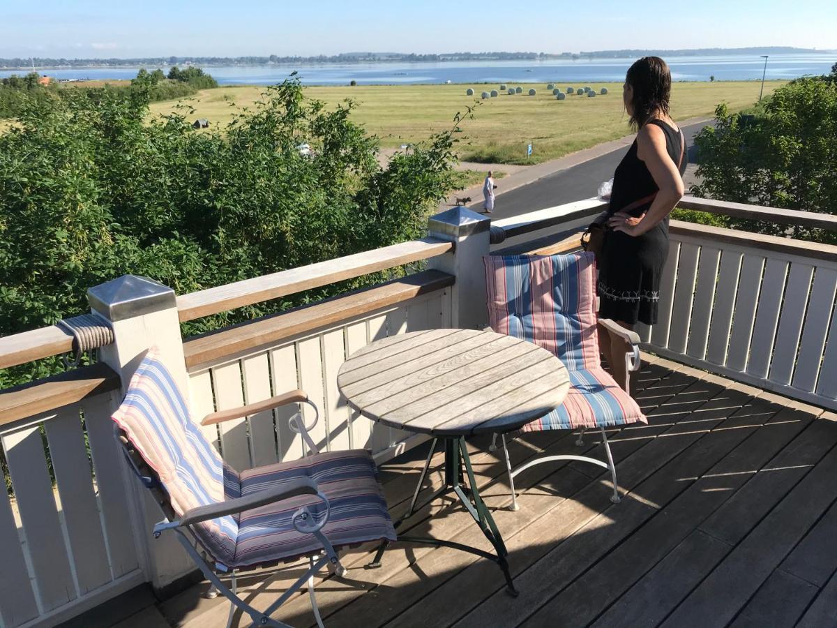 Wiegand - A With A View *